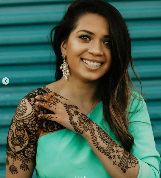 Blouse Mehndi Designs - Mehndi Designs That Looks Like Blouse ...