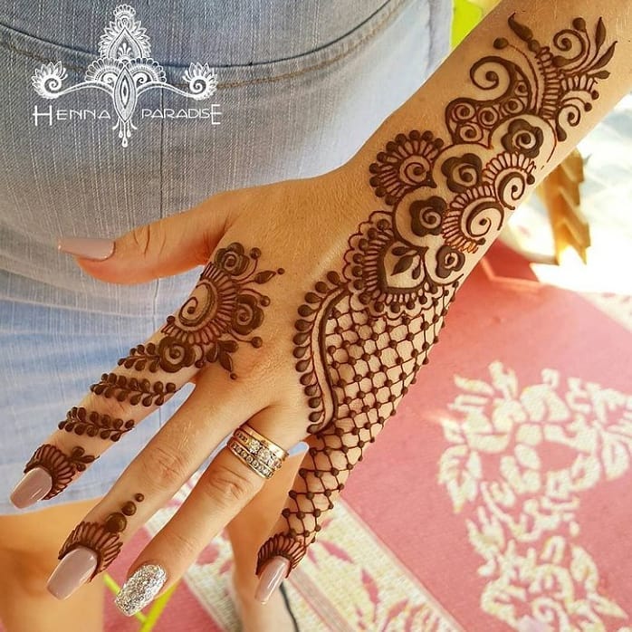 60+ Back Hand Mehndi Designs 2024 - Simple, Stylish, & Bridal ...