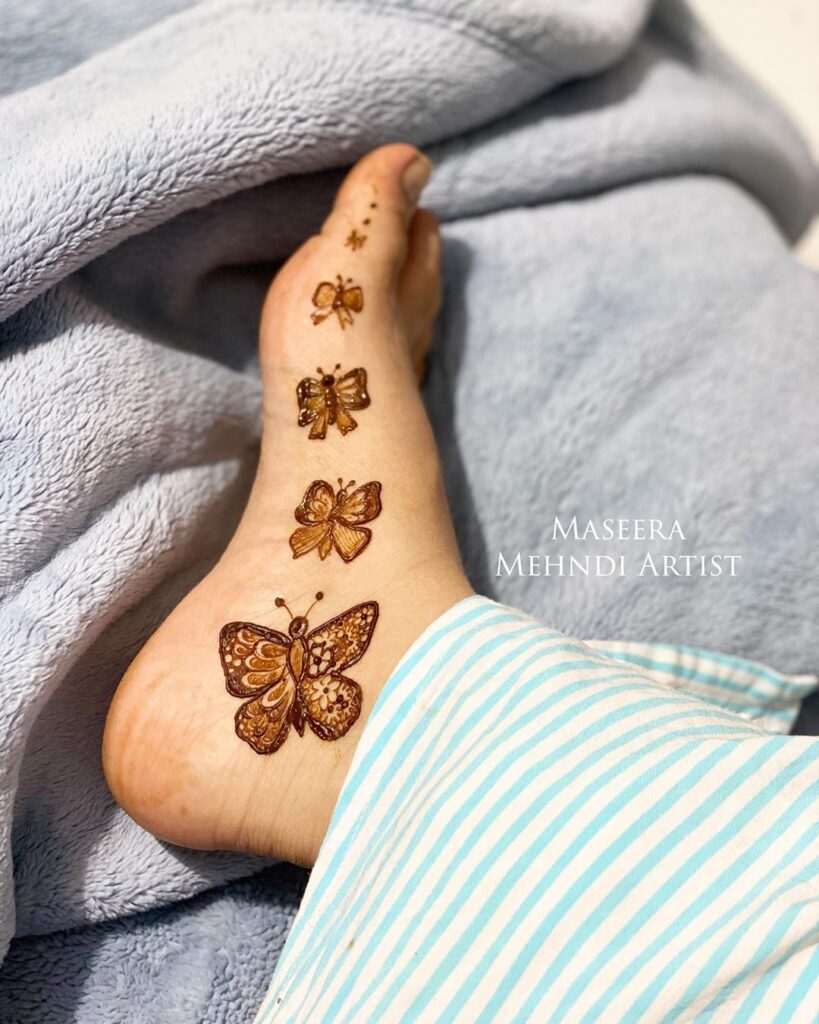 Simple Foot Mehndi Design