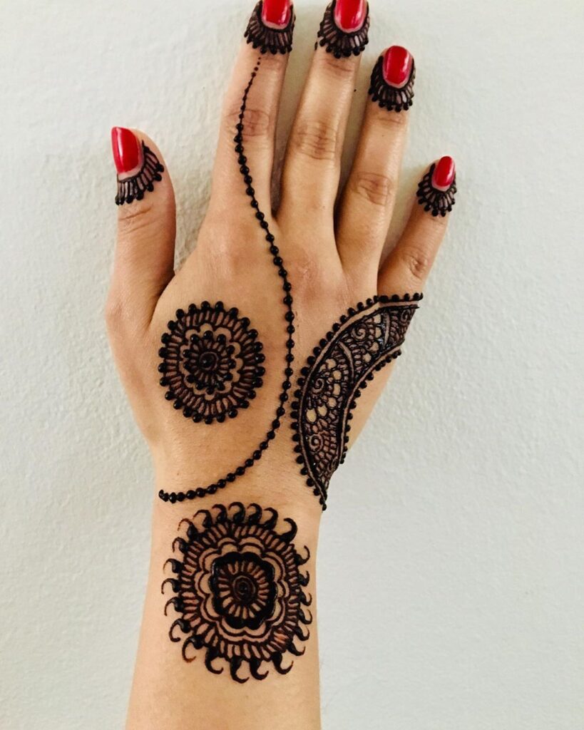 Simple Mehendi Design Back Hands