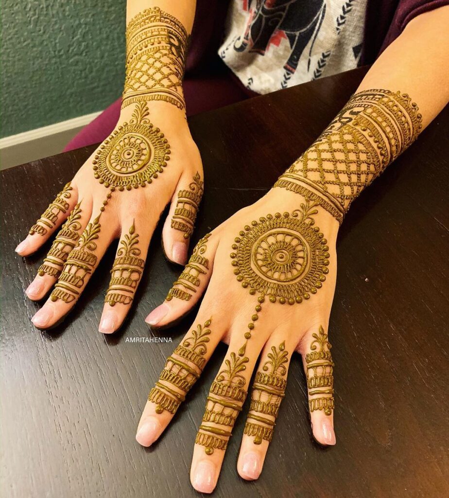 Simple Mehendi Design Back Hands