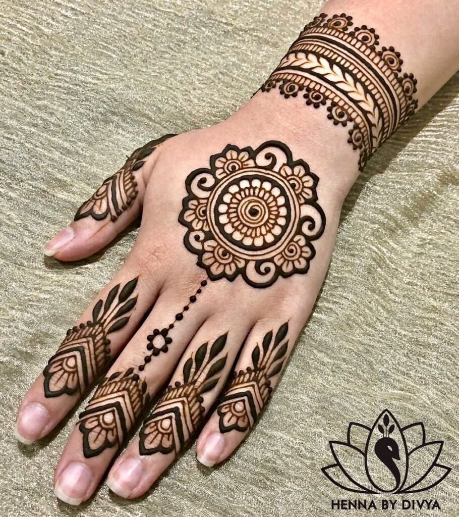 Simple Mehendi Design Back Hands