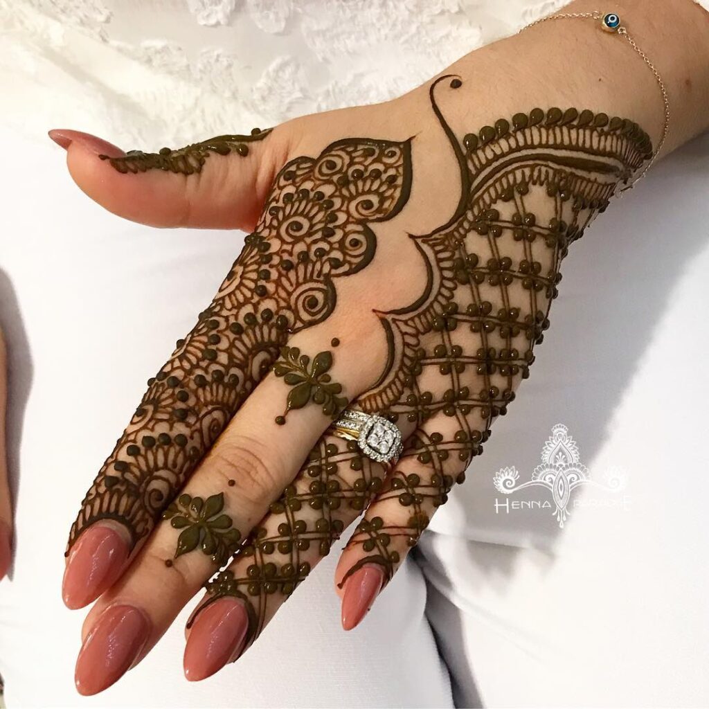 Simple Mehendi Design Back Hands